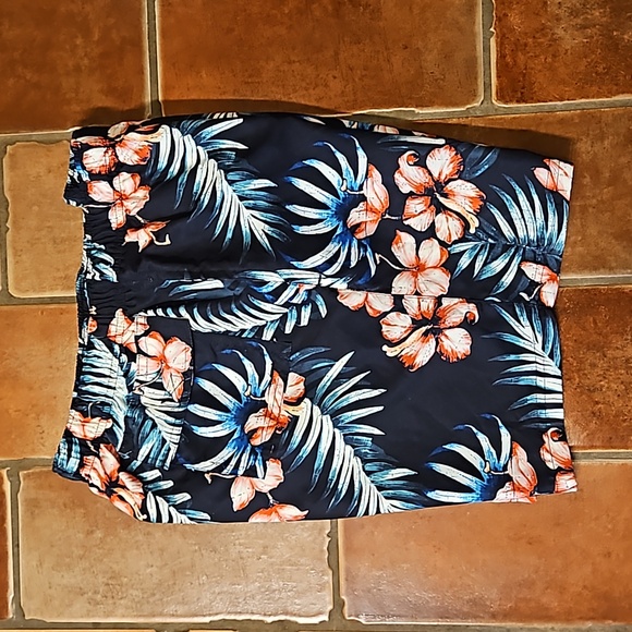 Tropical Swim Trunks - Picture 3 of 11